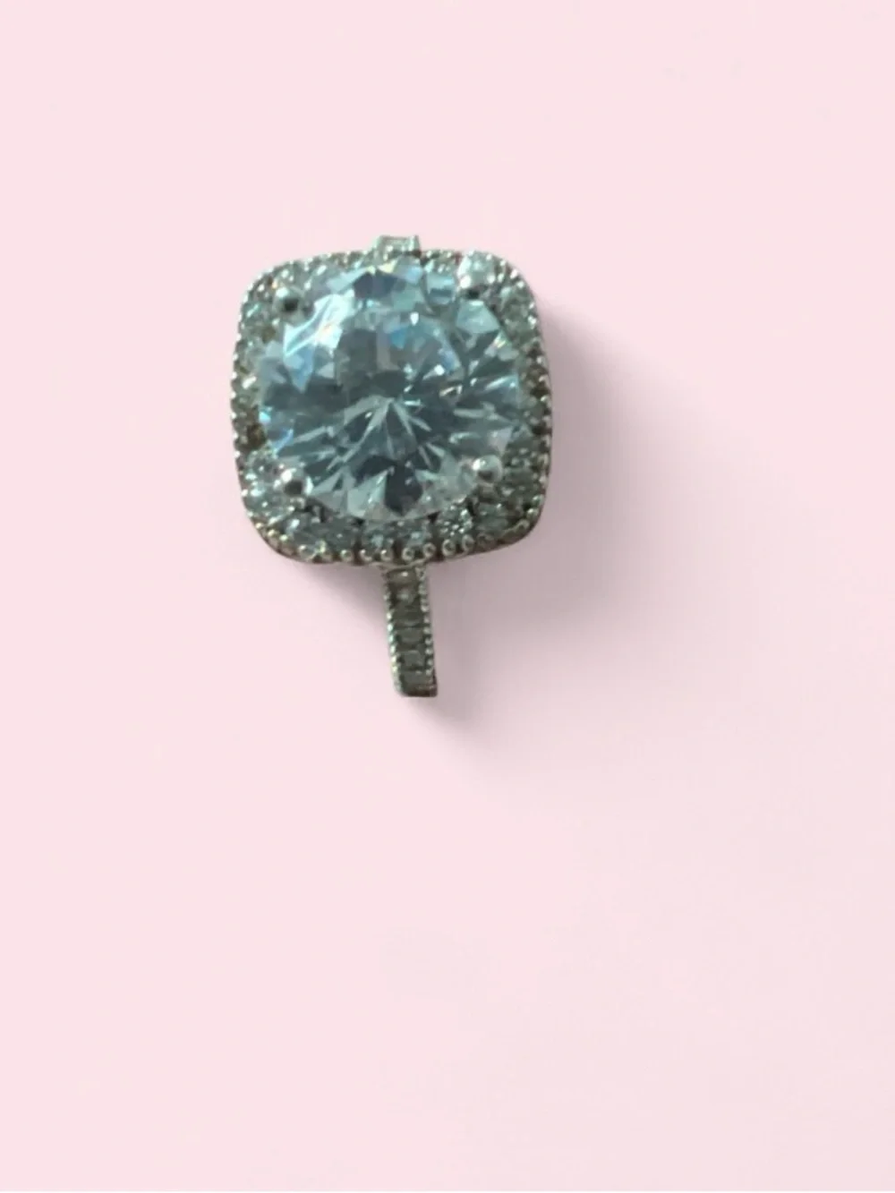 Vintage style ring